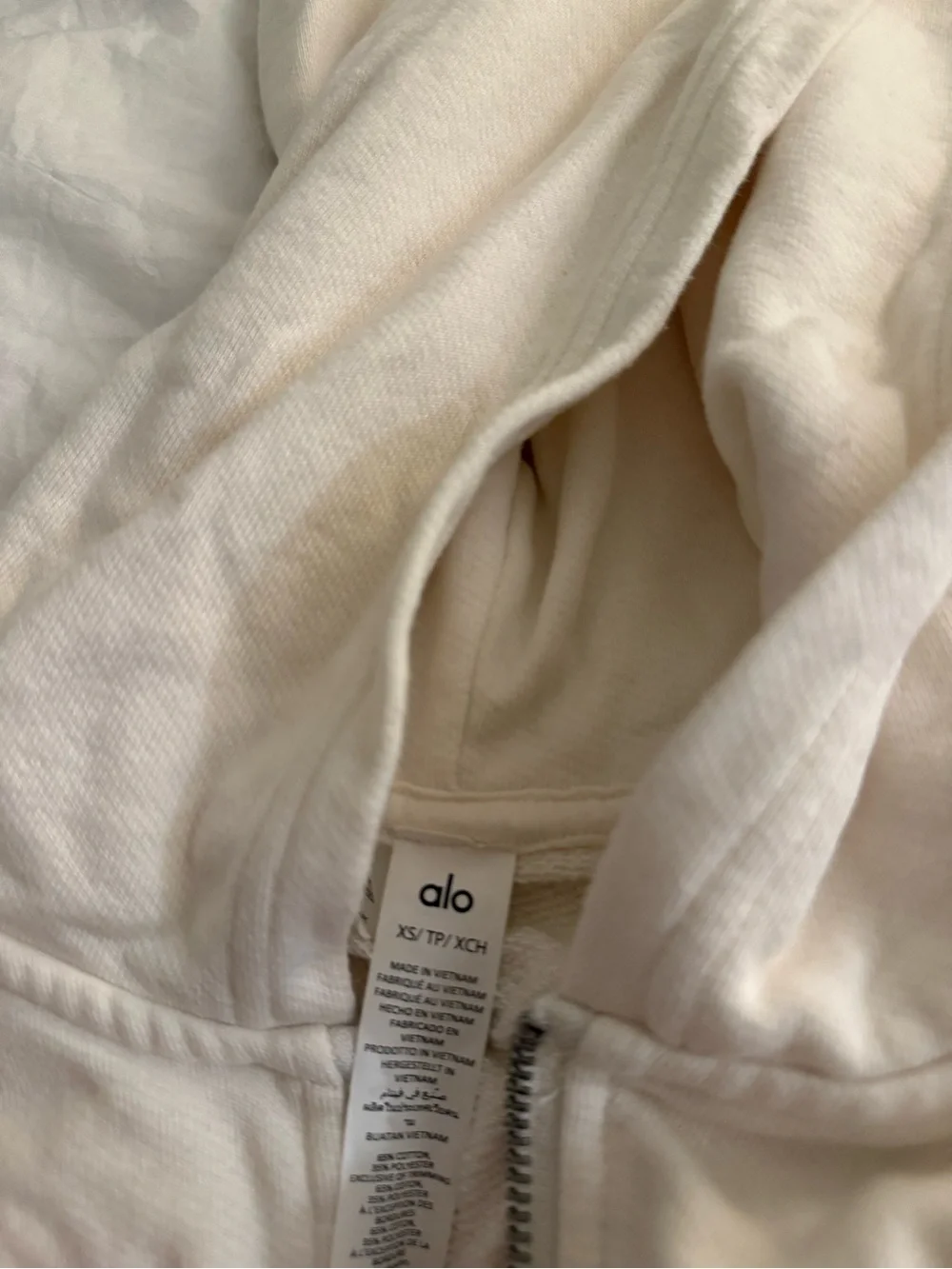 ALO Yoga Cream Cropped Zip-Up Hoodie